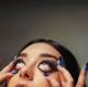 ELIF-ENDLICH TUT ES WIEDER WEH