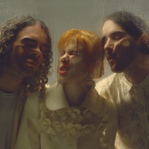 PARAMORE-THIS IS WHY -COLOURED-
