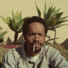 EARL SWEATSHIRT-LIVE LAUGH LOVE -COLOURED-